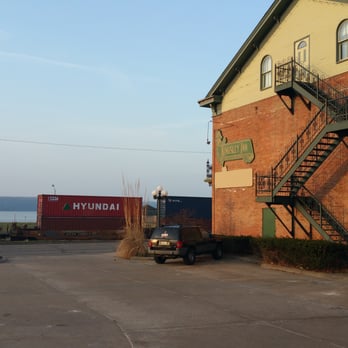 Kingsley Inn - Hotels Near Me - Fort Madison, Iowa