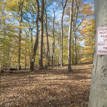 Rocky Run Trail - Signs say the YMCA doesn't want you touching their stuff. - Hiking Near Me - Media, Pennsylvania Rocky Run Trail - Signs say the YMCA doesn't want you touching their stuff. - Hiking Near Me - Media, Pennsylvania