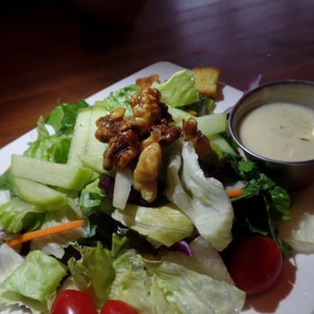 FD's Grillhouse - FD's house salad - American Near Me - Springfield, Missouri FD's Grillhouse - FD's house salad - American Near Me - Springfield, Missouri