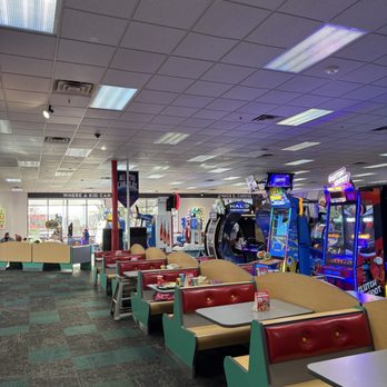 Chuck E. Cheese - Game area and seating - Pizza Near Me - Gurnee, Illinois Chuck E. Cheese - Game area and seating - Pizza Near Me - Gurnee, Illinois