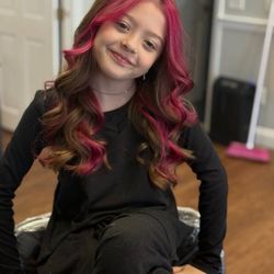 How cute is this birthday girl! Did you know pink is her favorite color?!