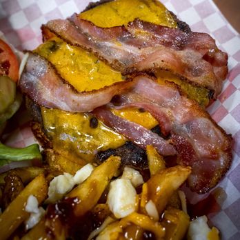 Fire Wings Express - Big Sis Burger with Poutine - Chicken Wings Near Me - Oshawa, Ontario