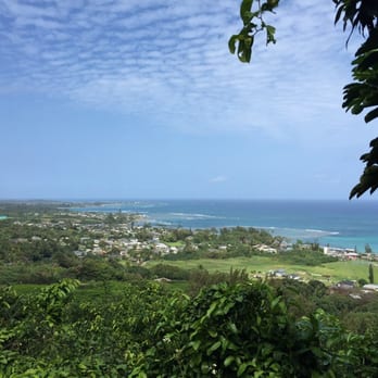 Ma'akua Ridge Trail - One view from the trail. - Hiking Near Me - Hauula, Hawaii Ma'akua Ridge Trail - One view from the trail. - Hiking Near Me - Hauula, Hawaii