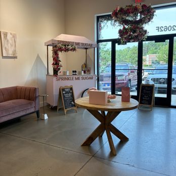 Sprinkle Me Sugar - Macarons Near Me - Jackson, Tennessee Sprinkle Me Sugar - Macarons Near Me - Jackson, Tennessee