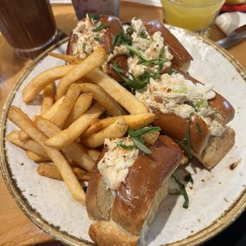 Bubba Gump Shrimp - Lobster roll - Seafood Near Me - Anaheim, California Bubba Gump Shrimp - Lobster roll - Seafood Near Me - Anaheim, California