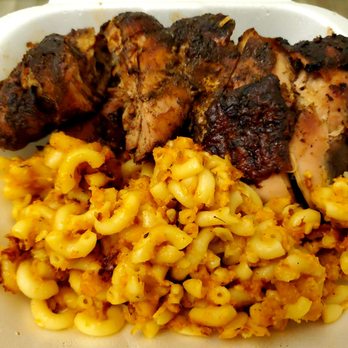 Jerk It Cuisine - Jerk chicken with mac and cheese - Food Trucks Near Me Jerk It Cuisine - Jerk chicken with mac and cheese - Food Trucks Near Me