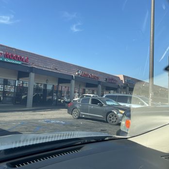 Little Caesars Pizza - Pizza Near Me - Hemet, California Little Caesars Pizza - Pizza Near Me - Hemet, California