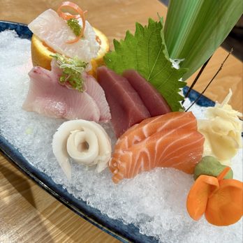 Fancy Sushi - Sad - Japanese Near Me - Berlin, Connecticut