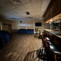 Ginza - The karaoke bar awaits.