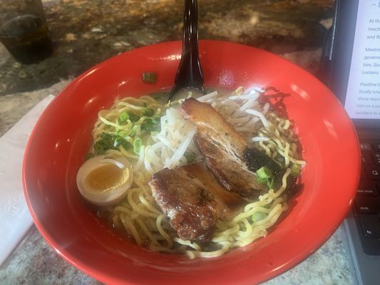 Oishii ramen by null