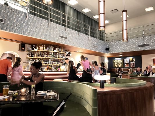 Municipal Bar by null