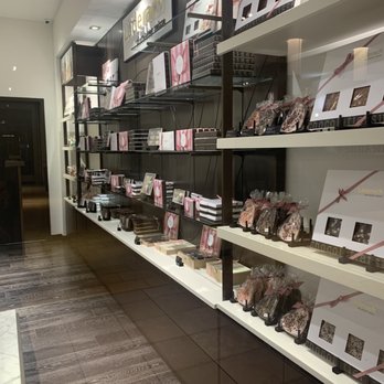 Läderach chocolatier suisse - Candy Stores Near Me - Houston, Texas Läderach chocolatier suisse - Candy Stores Near Me - Houston, Texas