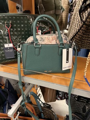 TJ MAXX - Updated December 2025 - 95 Photos & 97 Reviews - 1651 N