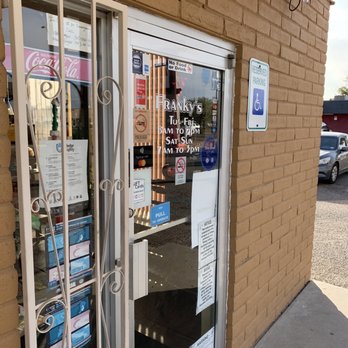Franky's Restaurant - Front door. No explanation why closed - New American Near Me - El Paso, Texas