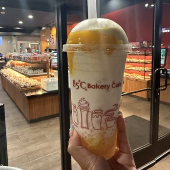 85°C Bakery Cafe-Cerritos - Mango Coconut Smoothie - Bakeries Near Me - Cerritos, California