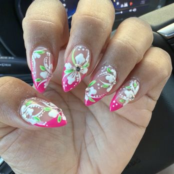 Bubble’s Nails Spa - Nail Technicians Near Me - Laveen, Arizona