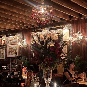 Ciccio Mio - Italian Near Me - Chicago, Illinois