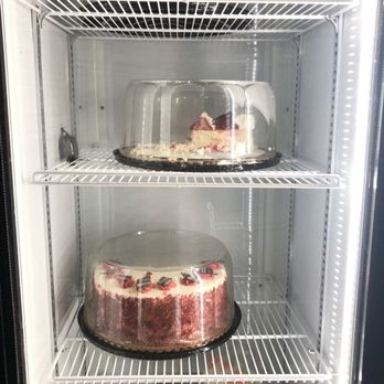 Aircraft Grill - The dessert fridge, first thing ya' see when you walk in (: nom, nom, nom. - Barbeque Near Me - Moline, Illinois