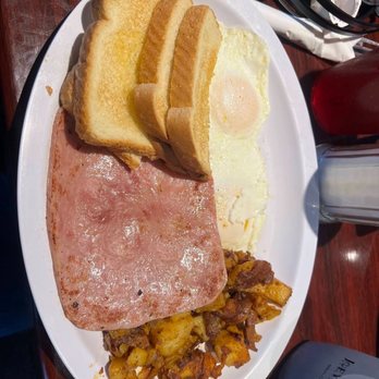 Joey B's - Breakfast & Brunch Near Me - Berlin, Connecticut
