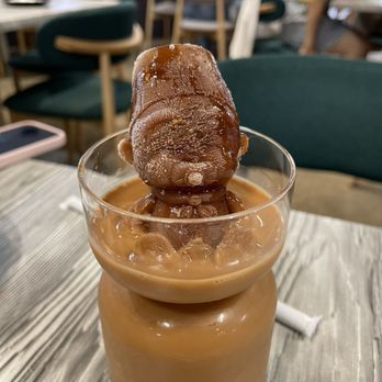 Baby Cafe - Ice Baby Milk Tea - Desserts Near Me - Boston, Massachusetts