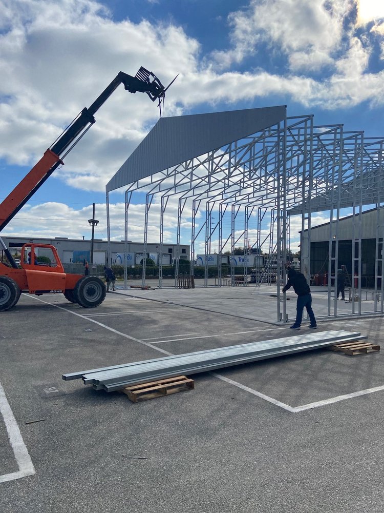 Slide of Xtreme Roofing & Construction