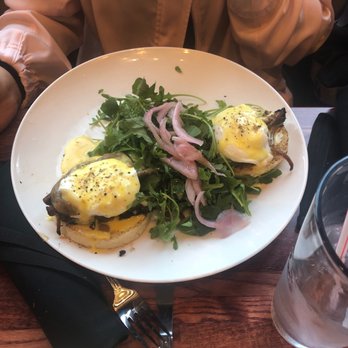 Avenue Brunch House - Short ribbed Benedict (medium poached) - Breakfast & Brunch Near Me - Dearborn, Michigan