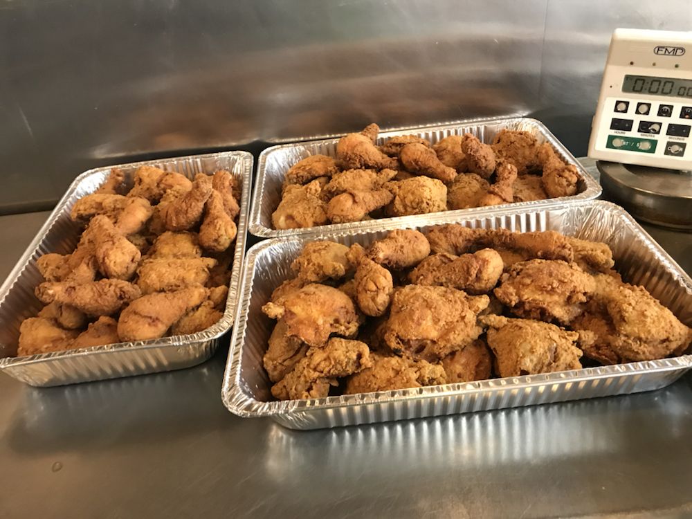 NEW ORLEANS CRISPY CHICKEN Updated September 2024 24 Photos & 15 Reviews 4301 Kalamazoo