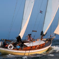 Lady Patty Classic Yacht Charters - The classic yacht Lady Patty making 7 knots in a brisk 15 knots of Southerly breeze. Join us for a sail and a fresh-squeezed lime margarita!