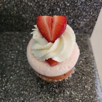 Dos Chris’ Bakery & Charcuterie - Bakeries Near Me - Phoenix, Arizona Dos Chris’ Bakery & Charcuterie - Bakeries Near Me - Phoenix, Arizona