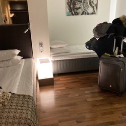 GLO Hotel Airport - Twin room