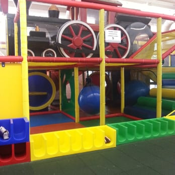 Highland Recreation Complex - Toddlers climbing area - Recreation Centers Near Me - Largo, Florida Highland Recreation Complex - Toddlers climbing area - Recreation Centers Near Me - Largo, Florida