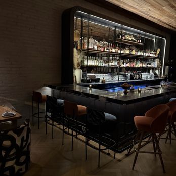 HIDE+SEEK - New American Near Me - Chicago, Illinois