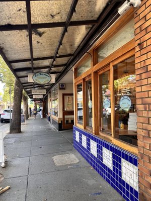 La Farine Boulangerie Patisserie by null