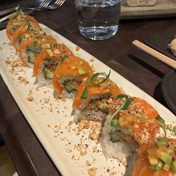 Water Grill - Bellevue - Salmon Roll was amazing! - Seafood Near Me - Bellevue, Washington