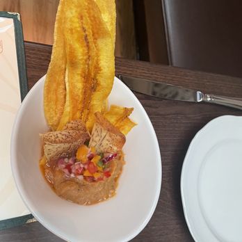 Bolo - Complimentary app - kinda like a guac but with sweet plantains. I wish they gave more chips! - Latin American Near Me - Philadelphia, Pennsylvania