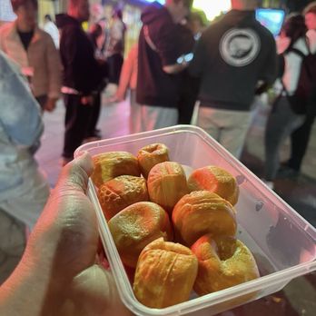 Emperor's Puff - Bakeries Near Me - Haymarket, NSW