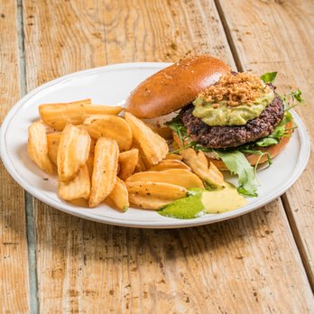 B' Perfect Burgers - B Avocato - Portuguese Near Me - Lisbon, 11