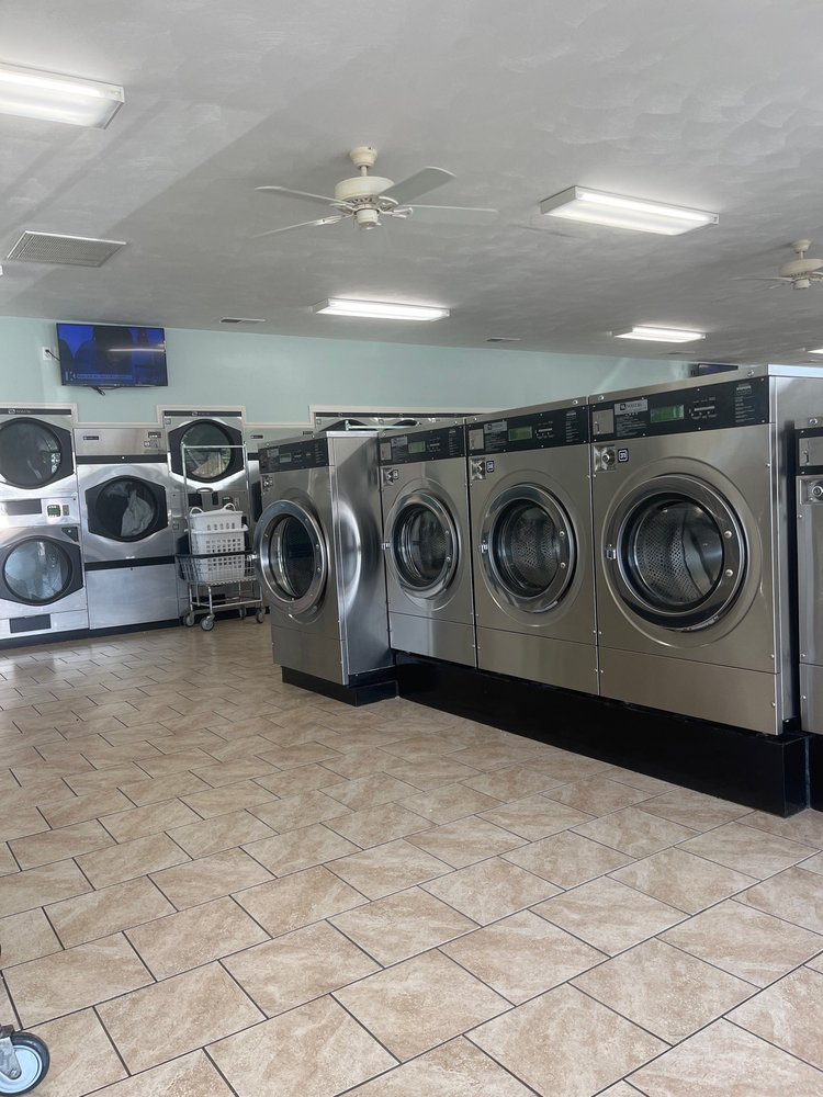 VINTON LAUNDROMAT Updated September 2024 19 Photos 805 Hardy Rd