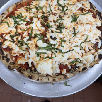Evolution Restaurant & Bar - Fridays Only Pizza Special - Wine Bars Near Me - Woodland Park, New Jersey