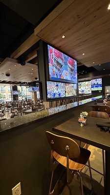 Tom's Watch Bar - National Harbor by null
