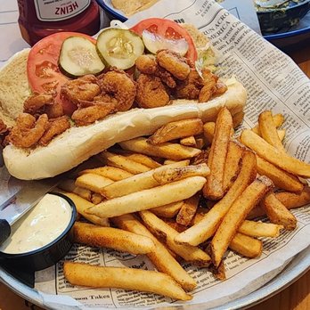 Bubba Gump Shrimp - Poo Boy... very good! - Seafood Near Me - Miami, Florida