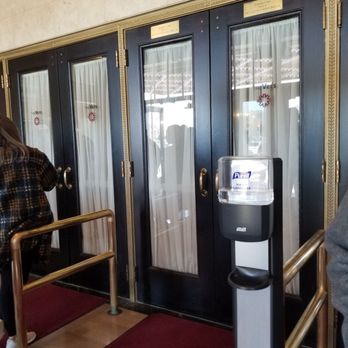Veterans Memorial Auditorium - Five entry doors. Have tickets ready to scan - Performing Arts Near Me - Providence, Rhode Island Veterans Memorial Auditorium - Five entry doors. Have tickets ready to scan - Performing Arts Near Me - Providence, Rhode Island