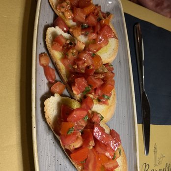 Il Bargello - Pomodoro Bruschetta - Bars Near Me - Siena, SI