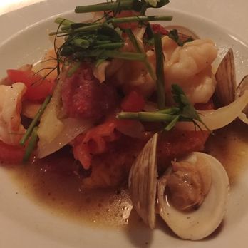 The Blue Point - Pamlico shrimp & Littleneck clams - New American Near Me - Duck, North Carolina The Blue Point - Pamlico shrimp & Littleneck clams - New American Near Me - Duck, North Carolina