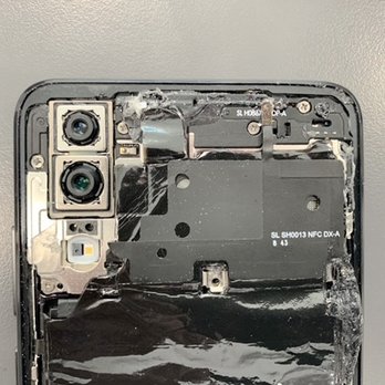 CellFixx - Mainboard adhesive DAMAGED from incorrect adhesive - Mobile Phone Repair Near Me - Vancouver, British Columbia CellFixx - Mainboard adhesive DAMAGED from incorrect adhesive - Mobile Phone Repair Near Me - Vancouver, British Columbia