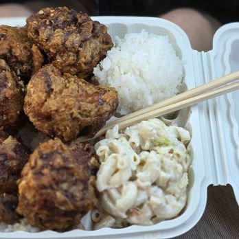Mitsu-Ken Okazu and Catering - Garlic Chicken plate - Japanese Near Me - Honolulu, Hawaii