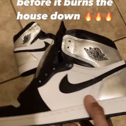 Shoe Palace