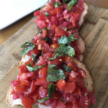 Piola - Brickell - Pizza Near Me - Miami, Florida