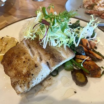 Martiniz Fresko Kitchen - Simply Grilled Mahi Mahi - American Near Me - Norco, California