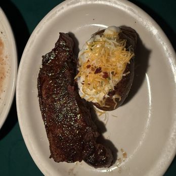 Austin's Cattle - New York Strip & BP - New American Near Me - Valdosta, Georgia Austin's Cattle - New York Strip & BP - New American Near Me - Valdosta, Georgia